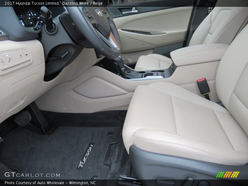 Dazzling White / Beige 2017 Hyundai Tucson Limited