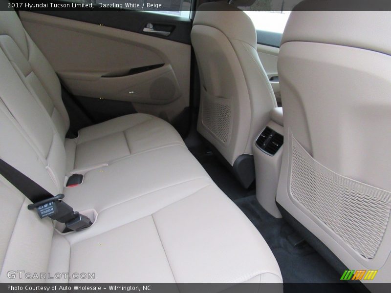 Dazzling White / Beige 2017 Hyundai Tucson Limited
