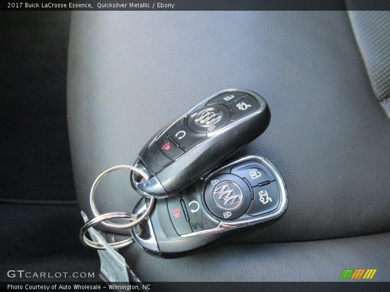 Quicksilver Metallic / Ebony 2017 Buick LaCrosse Essence