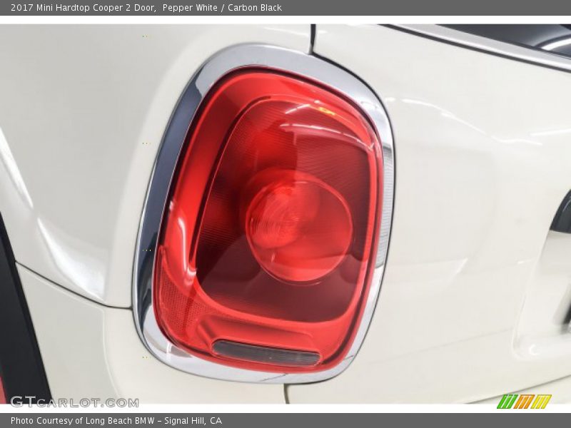 Pepper White / Carbon Black 2017 Mini Hardtop Cooper 2 Door