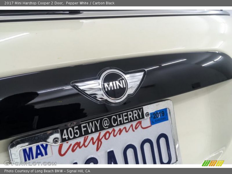 Pepper White / Carbon Black 2017 Mini Hardtop Cooper 2 Door