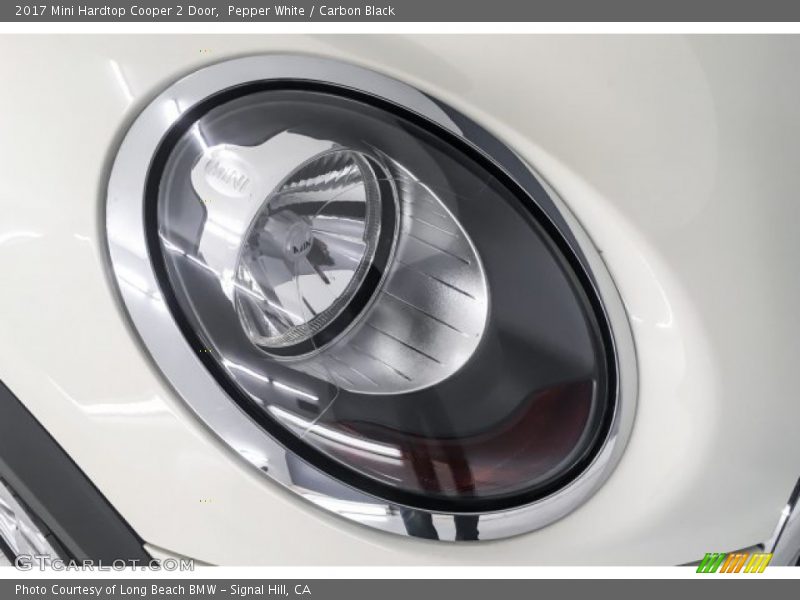 Pepper White / Carbon Black 2017 Mini Hardtop Cooper 2 Door
