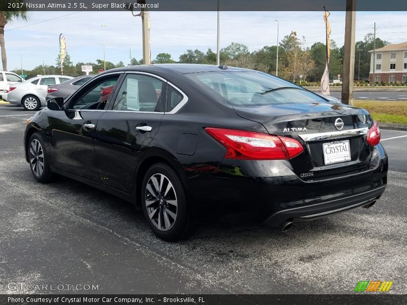 Super Black / Charcoal 2017 Nissan Altima 2.5 SL