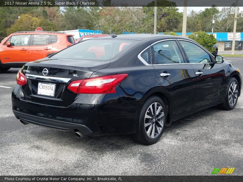 Super Black / Charcoal 2017 Nissan Altima 2.5 SL