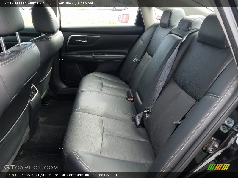 Super Black / Charcoal 2017 Nissan Altima 2.5 SL