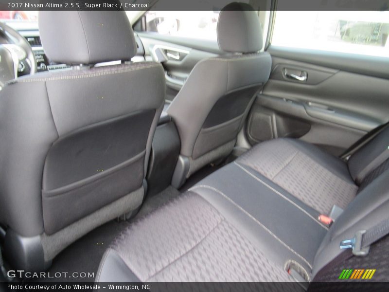 Super Black / Charcoal 2017 Nissan Altima 2.5 S