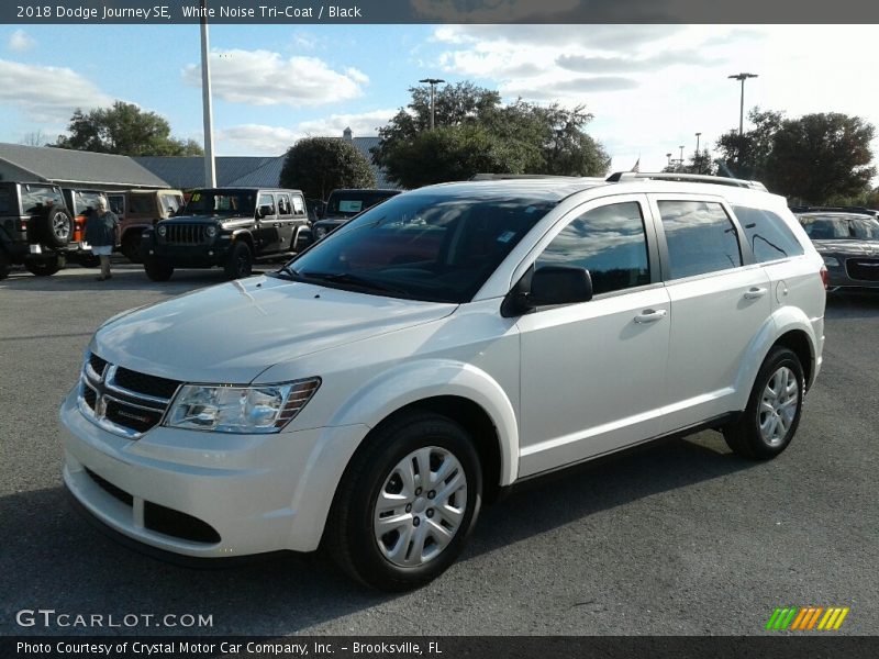 White Noise Tri-Coat / Black 2018 Dodge Journey SE