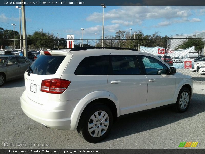 White Noise Tri-Coat / Black 2018 Dodge Journey SE
