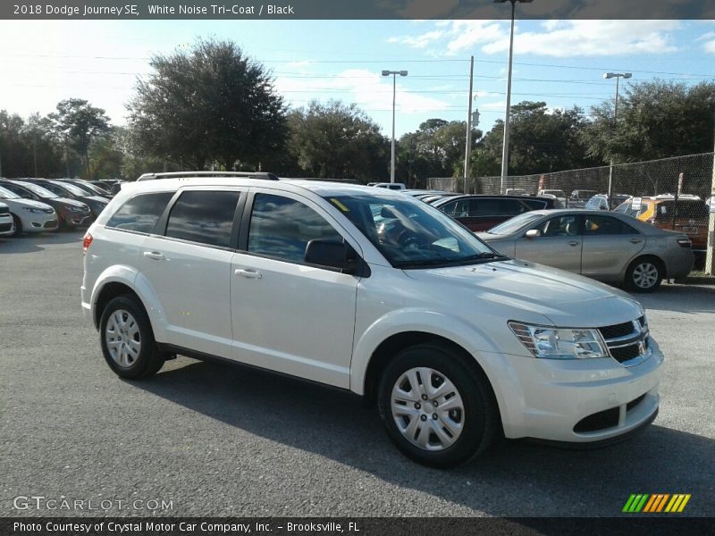 White Noise Tri-Coat / Black 2018 Dodge Journey SE