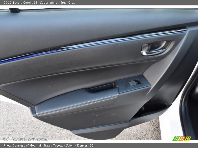 Super White / Steel Gray 2019 Toyota Corolla SE