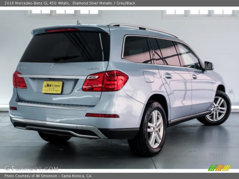 Diamond Silver Metallic / Grey/Black 2016 Mercedes-Benz GL 450 4Matic