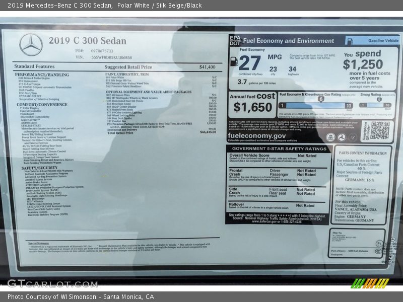 Polar White / Silk Beige/Black 2019 Mercedes-Benz C 300 Sedan
