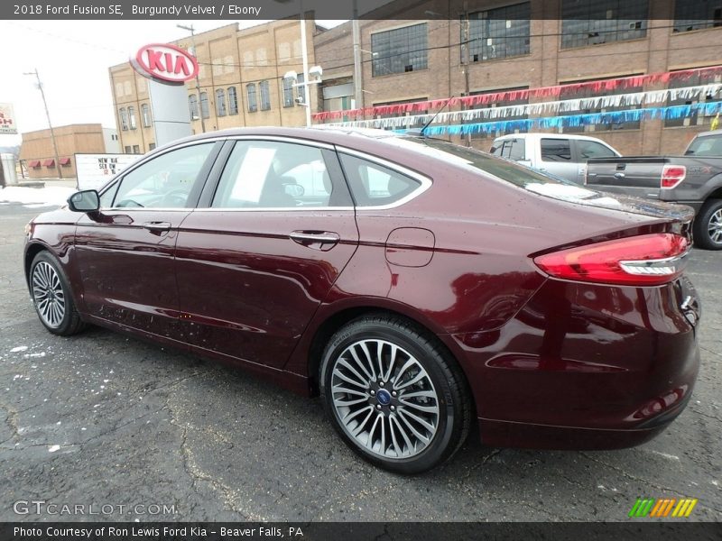 Burgundy Velvet / Ebony 2018 Ford Fusion SE