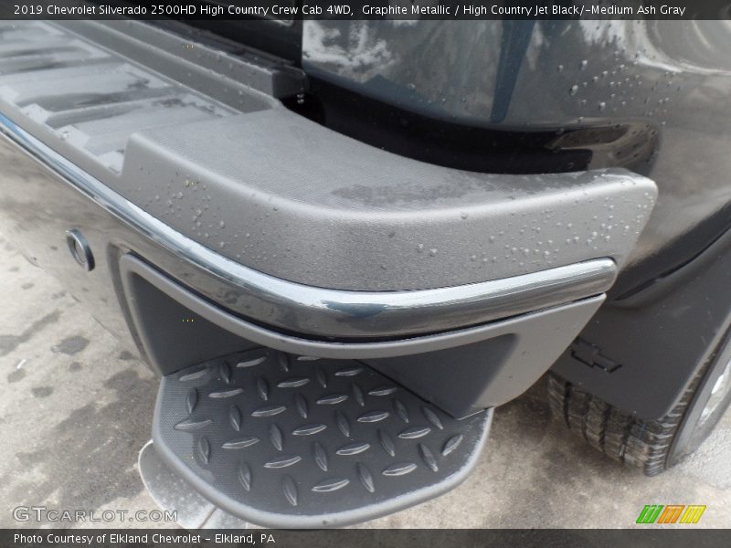 Graphite Metallic / High Country Jet Black/­Medium Ash Gray 2019 Chevrolet Silverado 2500HD High Country Crew Cab 4WD