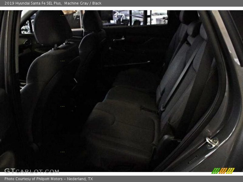 Machine Gray / Black 2019 Hyundai Santa Fe SEL Plus