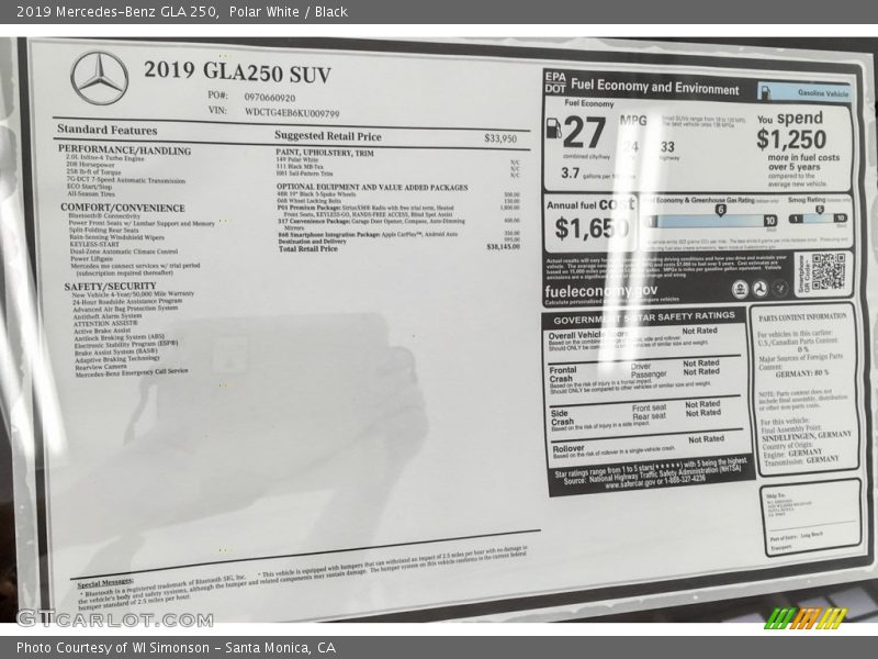 Polar White / Black 2019 Mercedes-Benz GLA 250
