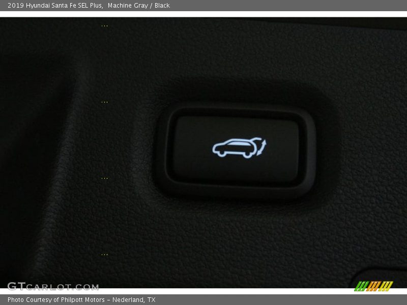 Machine Gray / Black 2019 Hyundai Santa Fe SEL Plus