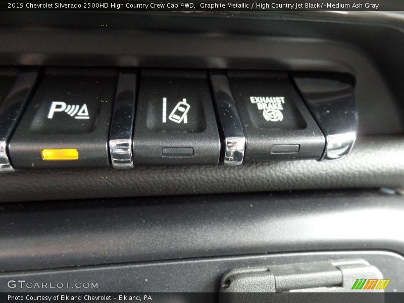 Graphite Metallic / High Country Jet Black/­Medium Ash Gray 2019 Chevrolet Silverado 2500HD High Country Crew Cab 4WD