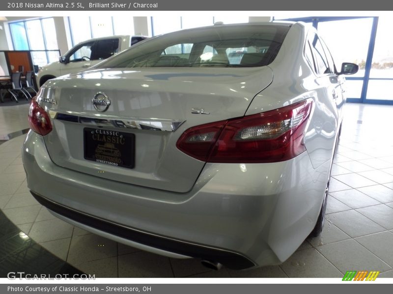 Brilliant Silver / Charcoal 2018 Nissan Altima 2.5 SL