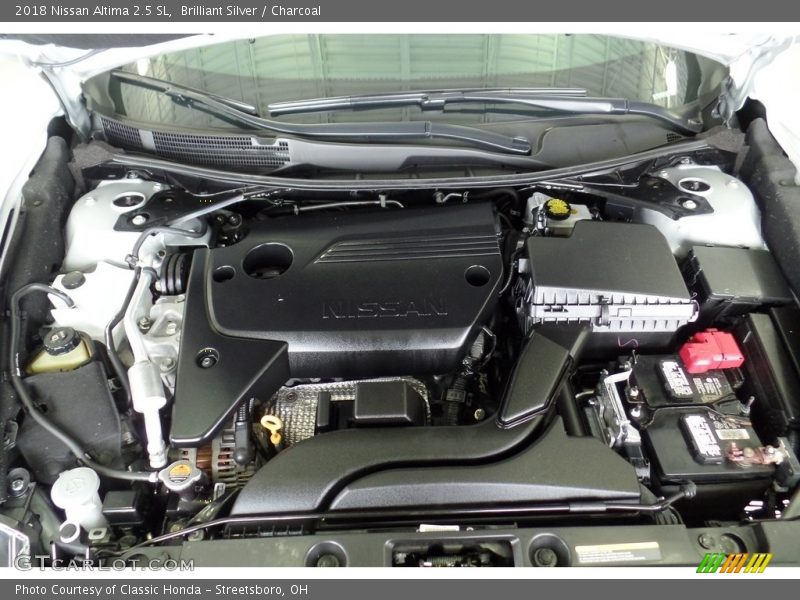 Brilliant Silver / Charcoal 2018 Nissan Altima 2.5 SL