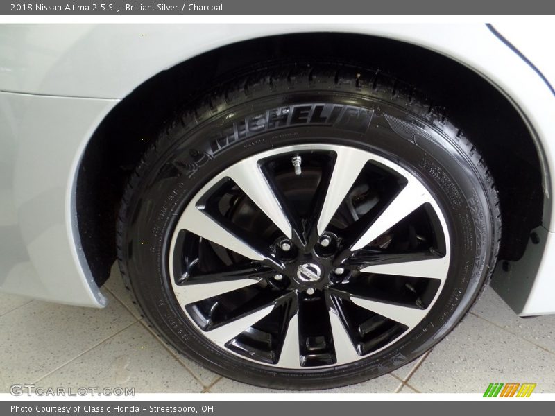 Brilliant Silver / Charcoal 2018 Nissan Altima 2.5 SL