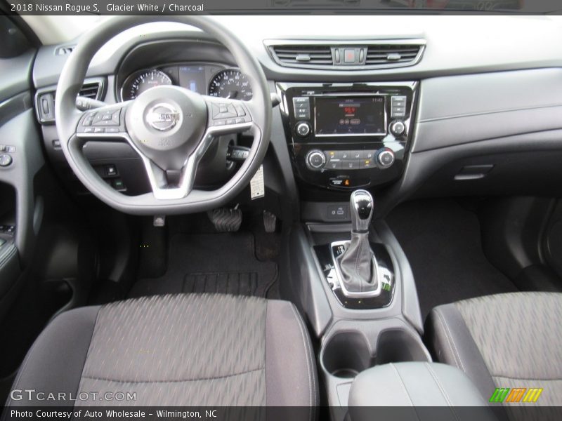 Glacier White / Charcoal 2018 Nissan Rogue S