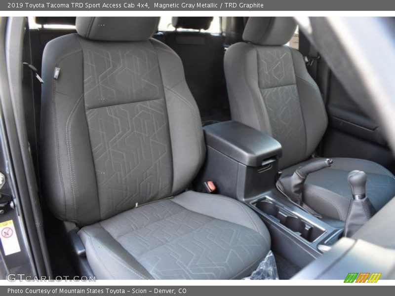 Magnetic Gray Metallic / TRD Graphite 2019 Toyota Tacoma TRD Sport Access Cab 4x4