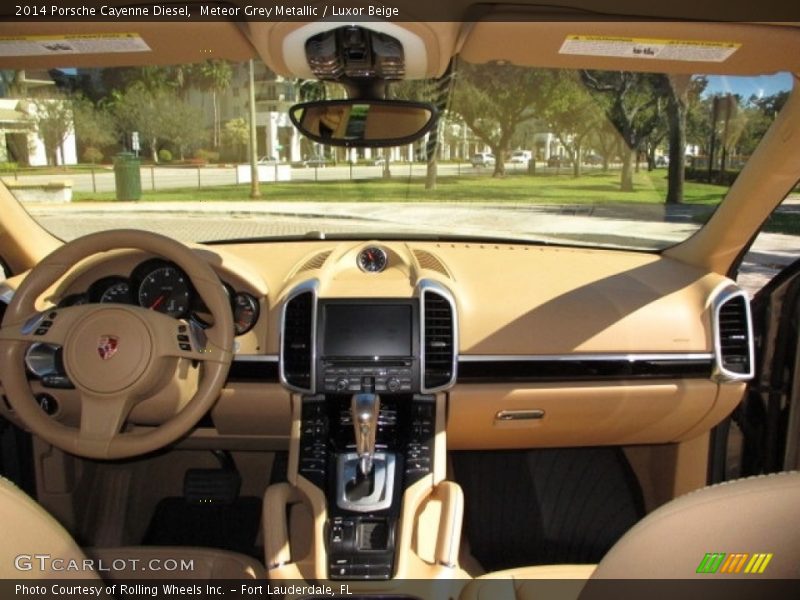 Meteor Grey Metallic / Luxor Beige 2014 Porsche Cayenne Diesel