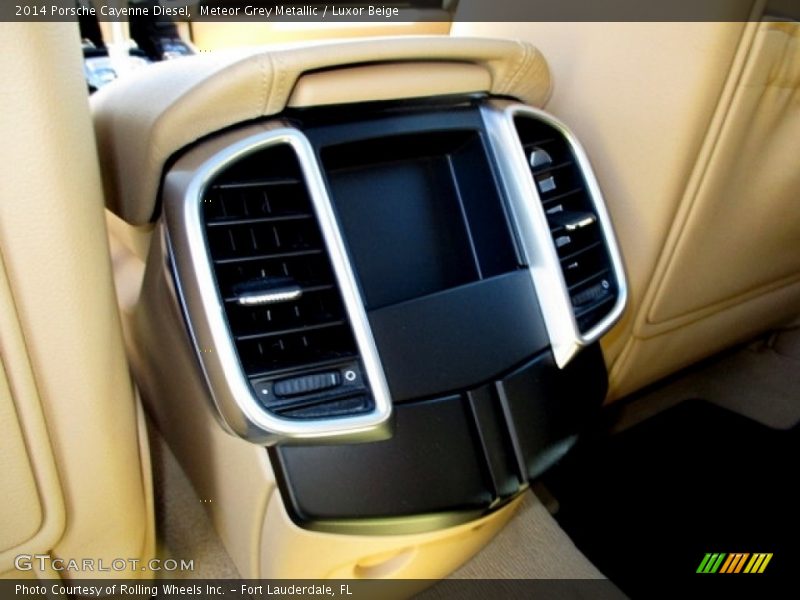 Meteor Grey Metallic / Luxor Beige 2014 Porsche Cayenne Diesel