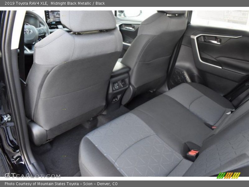 Midnight Black Metallic / Black 2019 Toyota RAV4 XLE