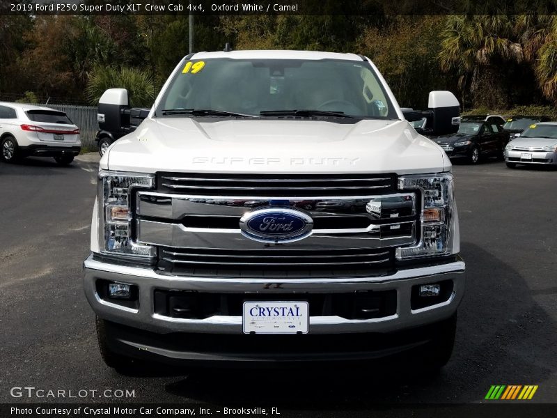 Oxford White / Camel 2019 Ford F250 Super Duty XLT Crew Cab 4x4