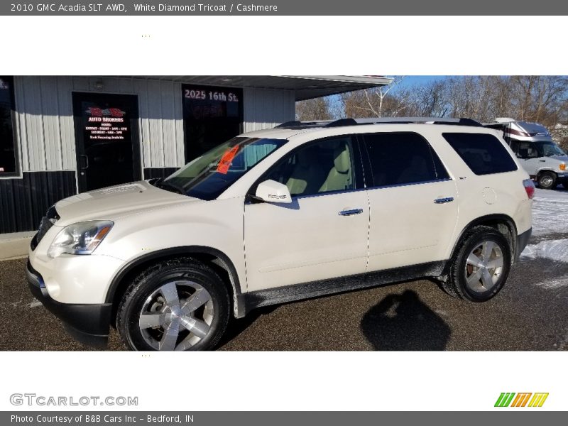 White Diamond Tricoat / Cashmere 2010 GMC Acadia SLT AWD