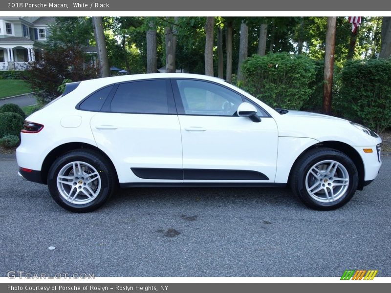 White / Black 2018 Porsche Macan