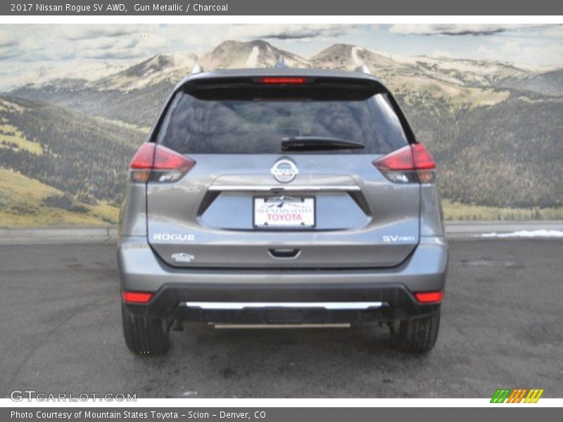 Gun Metallic / Charcoal 2017 Nissan Rogue SV AWD