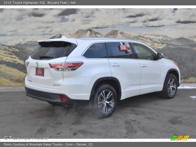 Blizzard Pearl / Ash 2016 Toyota Highlander XLE