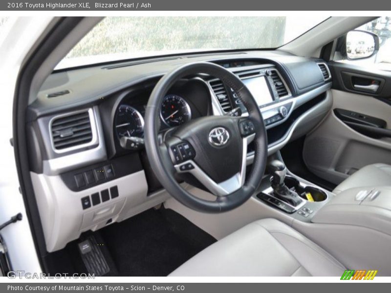 Blizzard Pearl / Ash 2016 Toyota Highlander XLE