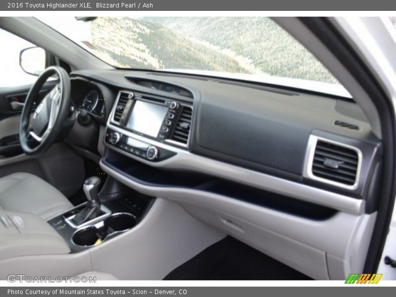 Blizzard Pearl / Ash 2016 Toyota Highlander XLE