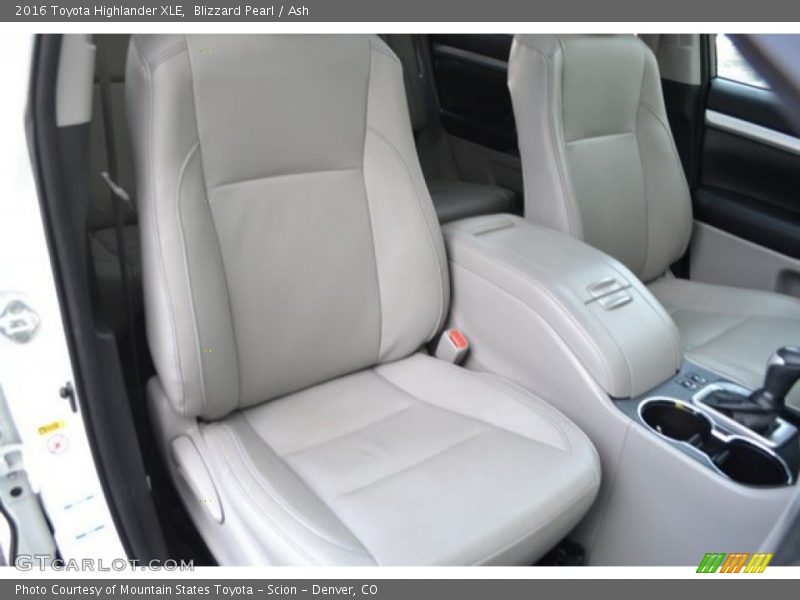 Blizzard Pearl / Ash 2016 Toyota Highlander XLE