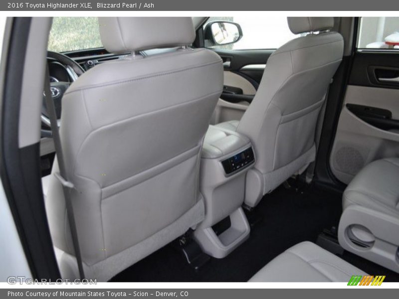 Blizzard Pearl / Ash 2016 Toyota Highlander XLE