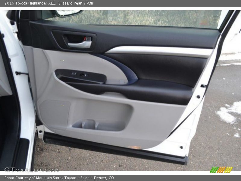 Blizzard Pearl / Ash 2016 Toyota Highlander XLE