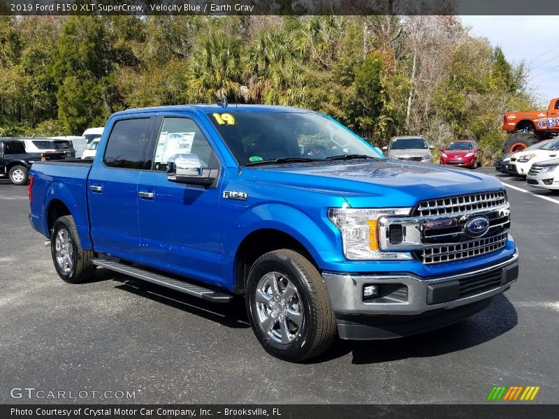 Front 3/4 View of 2019 F150 XLT SuperCrew