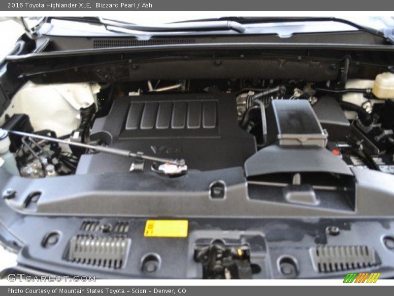 Blizzard Pearl / Ash 2016 Toyota Highlander XLE