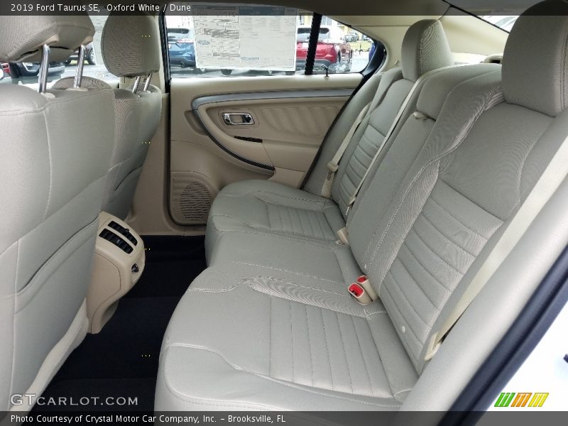 Rear Seat of 2019 Taurus SE