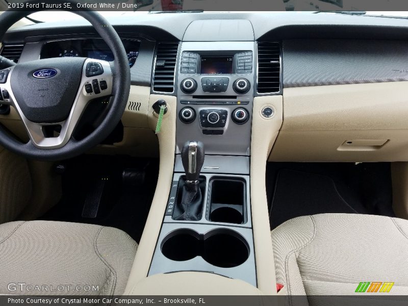 Dashboard of 2019 Taurus SE