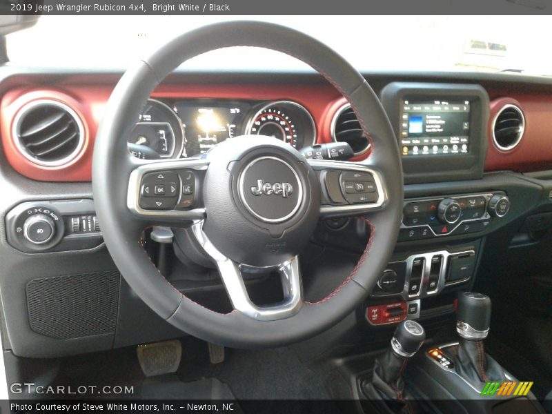 Bright White / Black 2019 Jeep Wrangler Rubicon 4x4