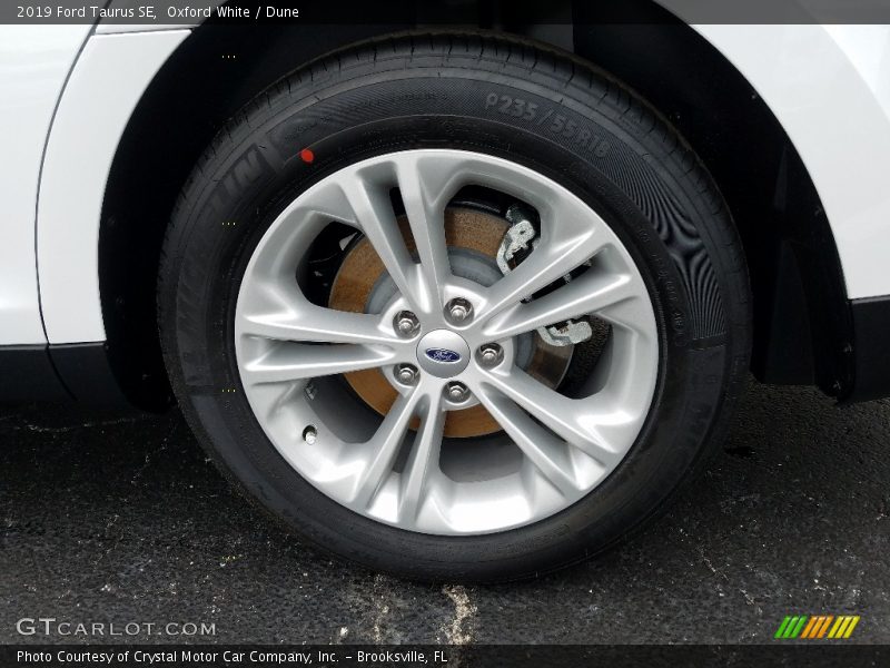  2019 Taurus SE Wheel