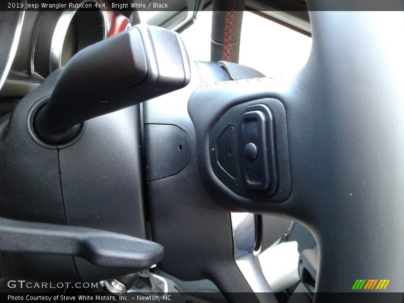 Bright White / Black 2019 Jeep Wrangler Rubicon 4x4