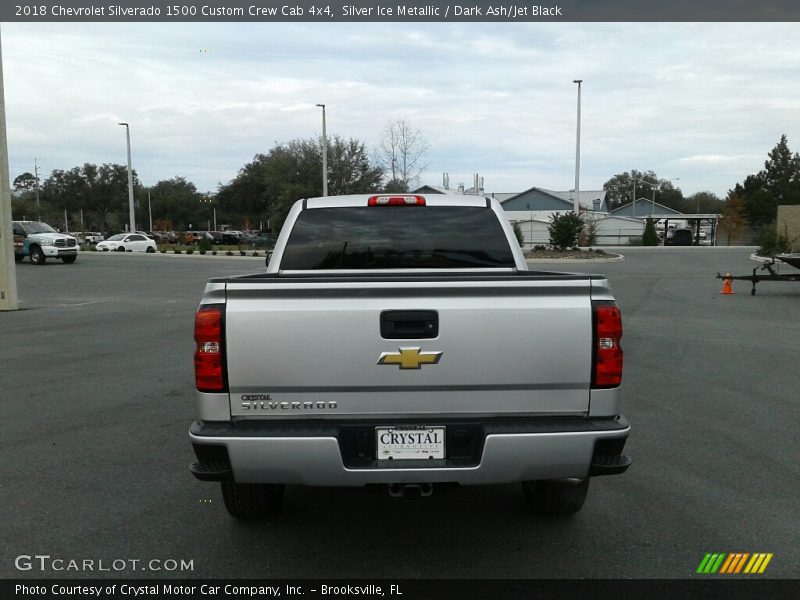 Silver Ice Metallic / Dark Ash/Jet Black 2018 Chevrolet Silverado 1500 Custom Crew Cab 4x4