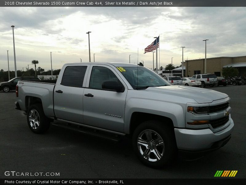 Silver Ice Metallic / Dark Ash/Jet Black 2018 Chevrolet Silverado 1500 Custom Crew Cab 4x4