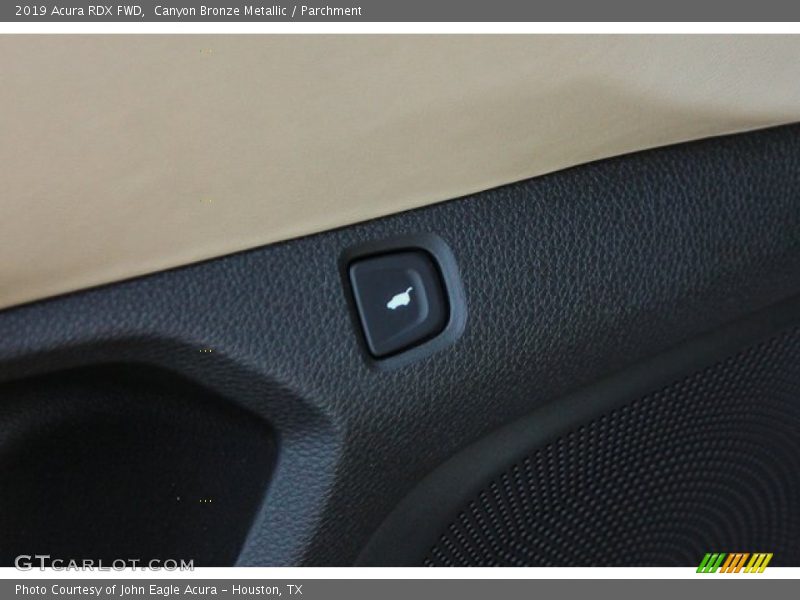 Canyon Bronze Metallic / Parchment 2019 Acura RDX FWD